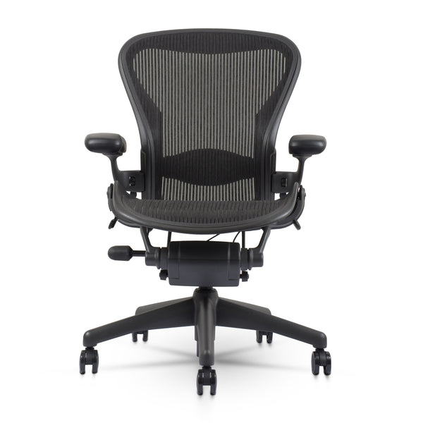 Classic Aeron Chair | Black | Size A (Renewed) - chairorama