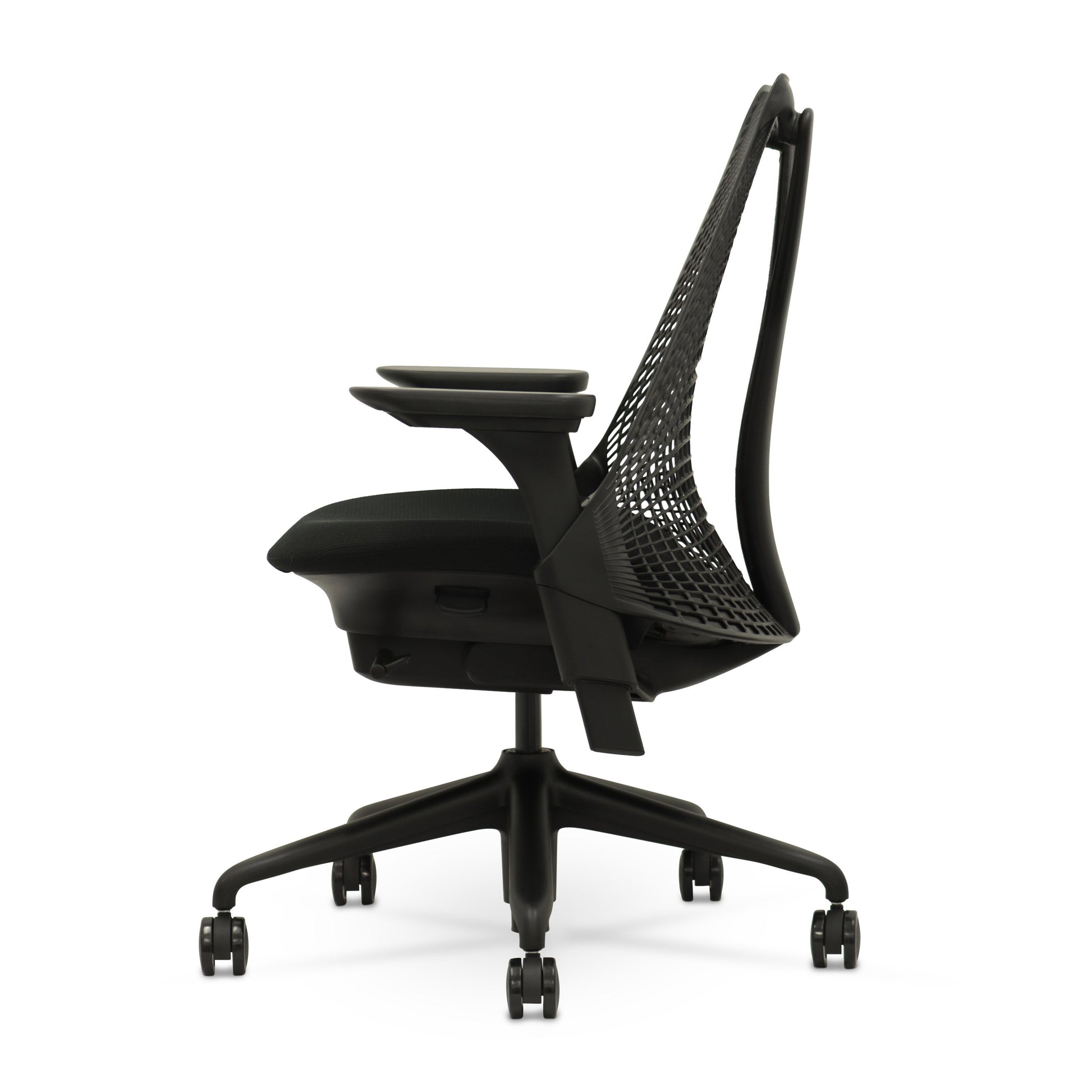 Sayl chair (Renewed) | Black - chairorama